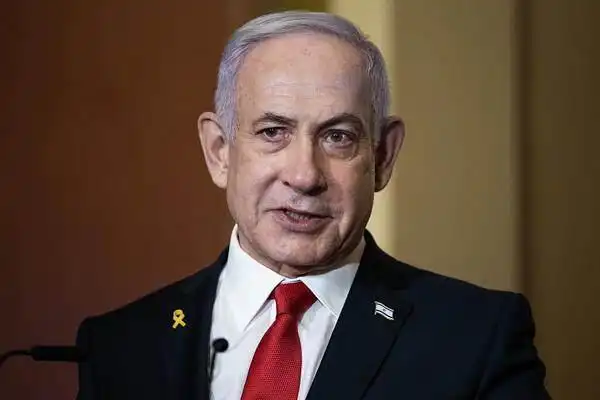 马斯克几号带狗狗币_马斯克妈妈邓云迪对话_马斯克带三个娃与莫迪会谈