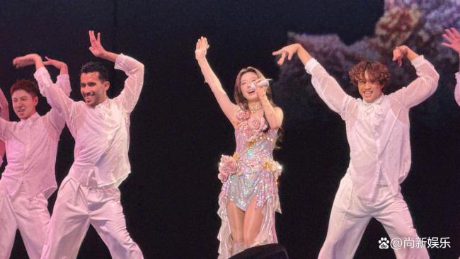 宋轶郭麒麟去了单依纯演唱会 北京站落幕南京约