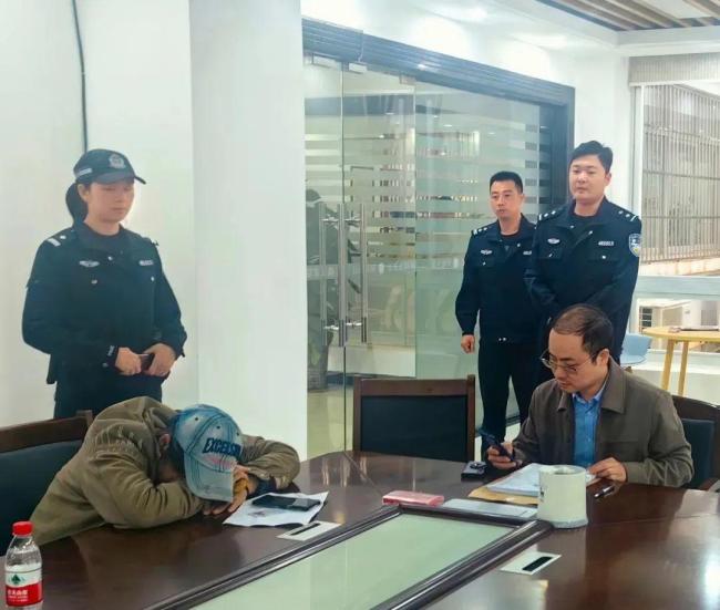 家长诬陷班主任打孩子 判赔5000元 网络暴力终道歉