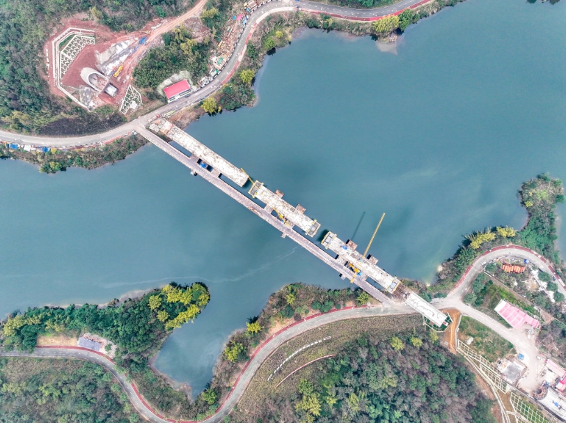 埃及发现图特摩斯二世法老陵墓_1922埃及法老古墓_古埃及法老陵墓