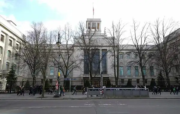 为法国恐袭祈祷图片_俄挫败恐袭图谋_俄方警告:乌克兰正考虑发动恐袭