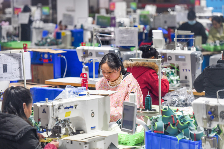 “用工忙”折射中国经济“开门稳”_“用工忙”折射中国经济“开门稳”_“用工忙”折射中国经济“开门稳”