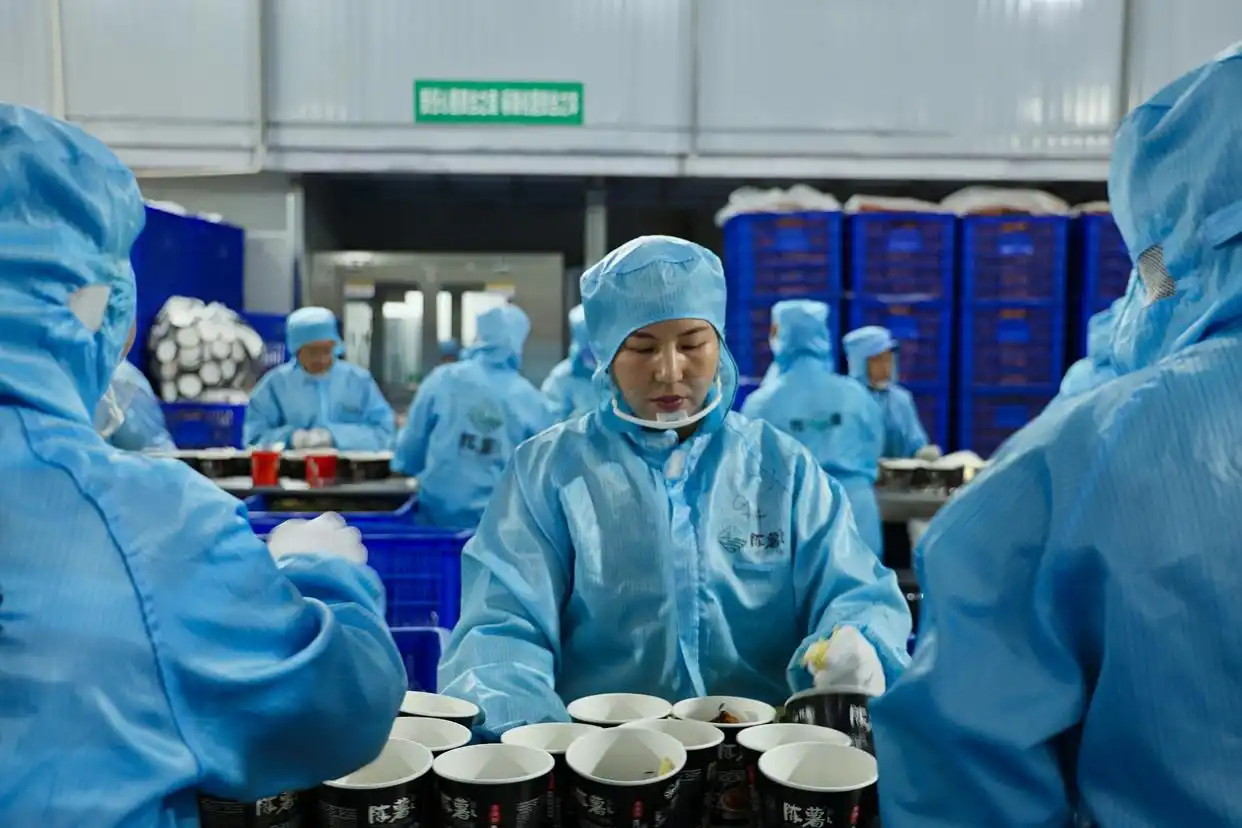 全面推进乡村振兴上_全面推进乡村振兴坚持吧_扎实推进乡村全面振兴