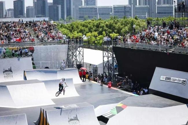 上海“体育金名片” 一年拉动三百亿 文旅商体展联动发展