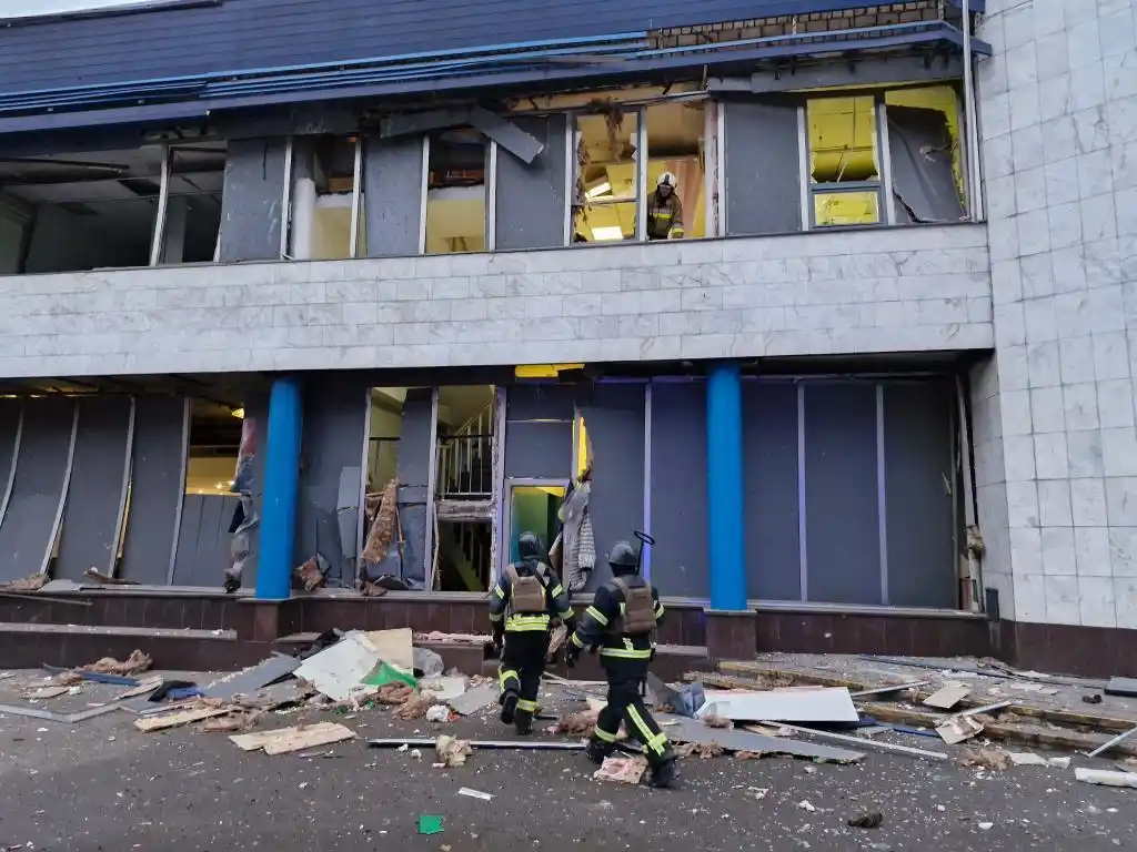 在基辅街头感受乌克兰民众的愤懑_乌克兰基辅照片_乌克兰基辅说什么语