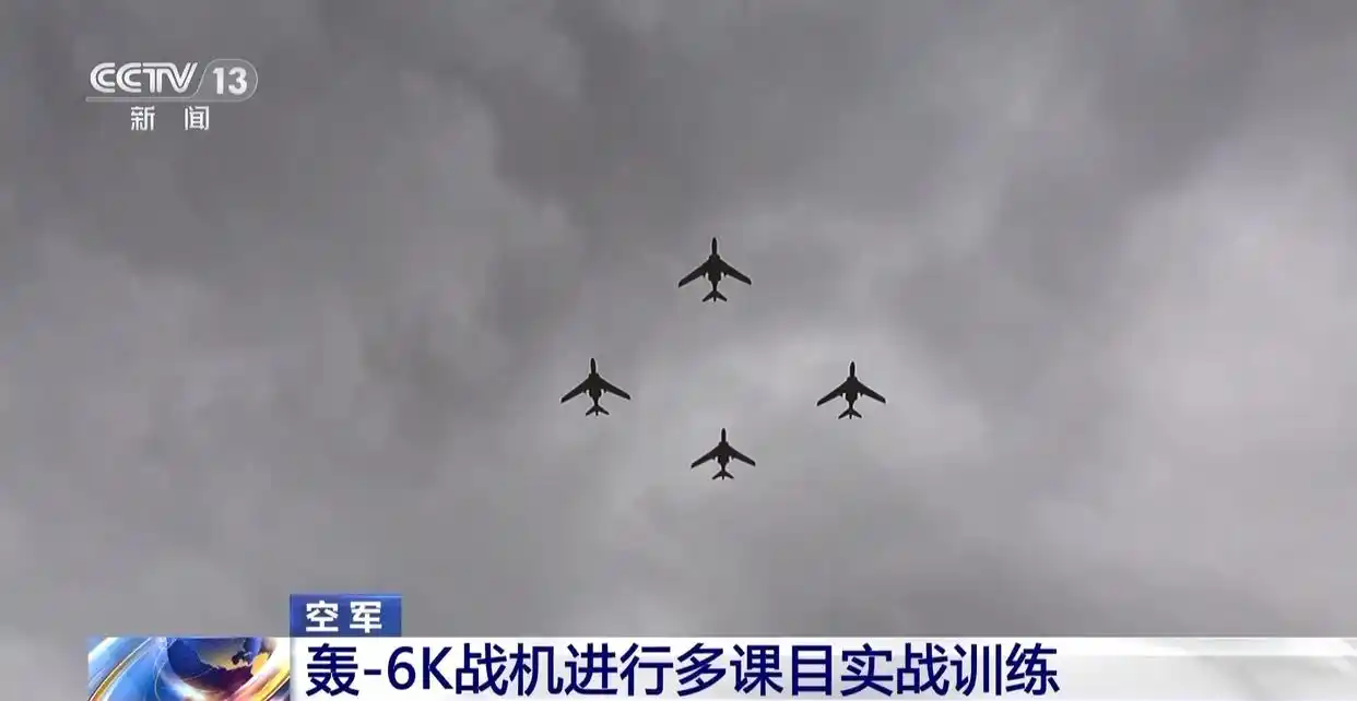 空军新型战机密集亮相_空军战斗机最新_空军飞机机型大全