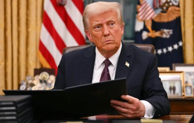 美前官员称特朗普的行为令人羞愧 军方强烈反弹