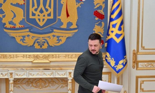 美国要的钱乌克兰得还63年 特朗普的荒唐协议