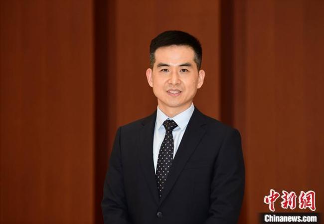 代表建议完善立法解决骚扰电话痛点