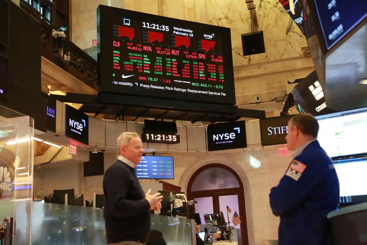 美学者:特朗普或将制造一场经济危机_特朗普制造混乱_特朗普的经济学家