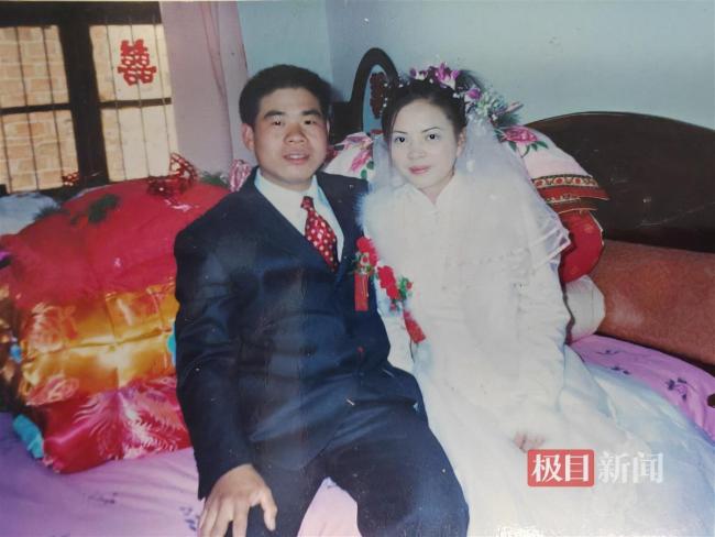 48岁妻子3年替亡夫还债65万 诚信守诺感动人心