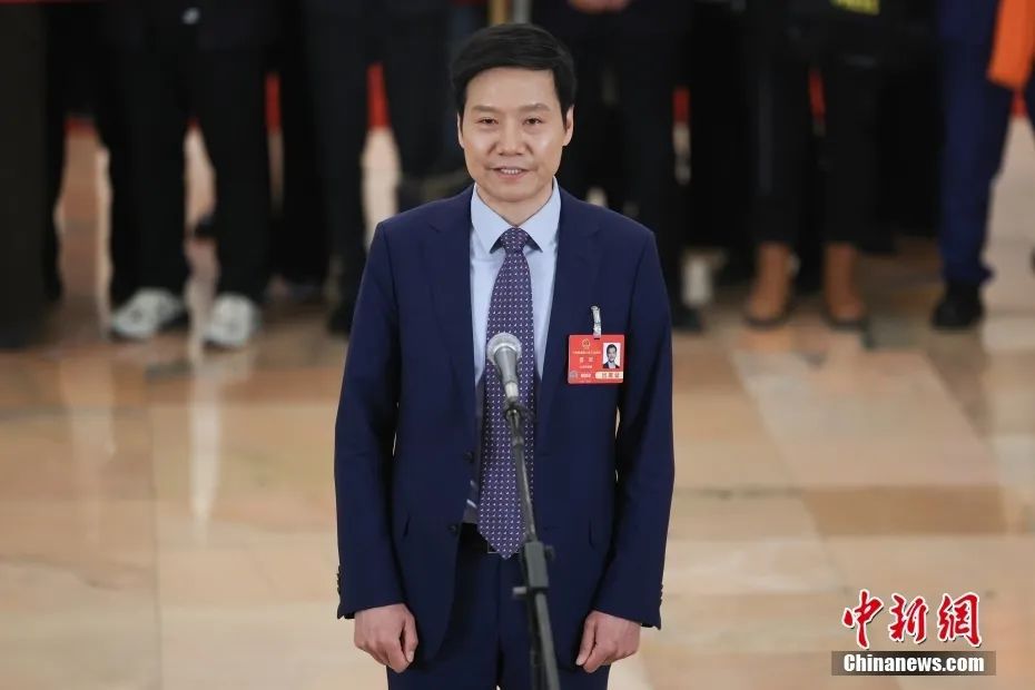 习近平看望全国政协委员_习近平看望全国政协委员_习近平看望全国政协委员