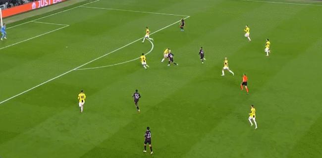 流浪者3比1客胜费内巴切 手握晋级主动权