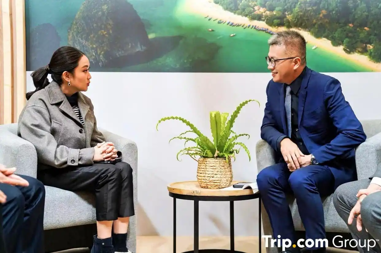 会见澳大利亚总理_泰国总理佩通坦会见携程集团孙波_会见澳大利亚总理特恩布尔