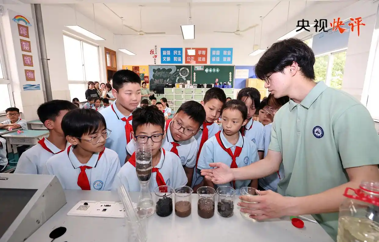 人才辈辈出求下句_我辈尽有人才出_人才辈出 人尽其才 才尽其用