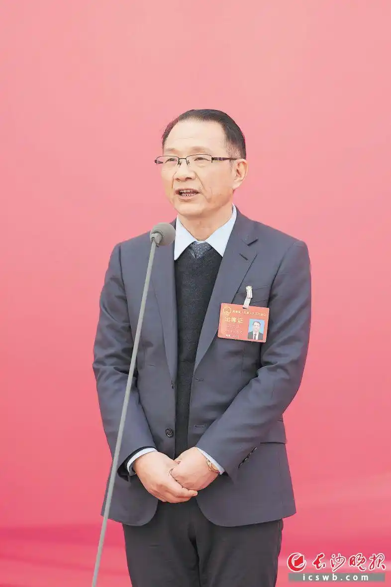 通道代表什么数字_通道代表什么动物_第二场“代表通道”