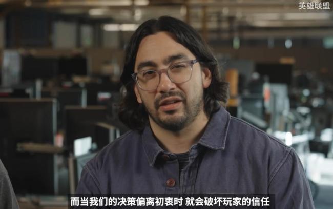 挂秋叶原4年多的原神广告终于被换下 宣发策略调整引发热议